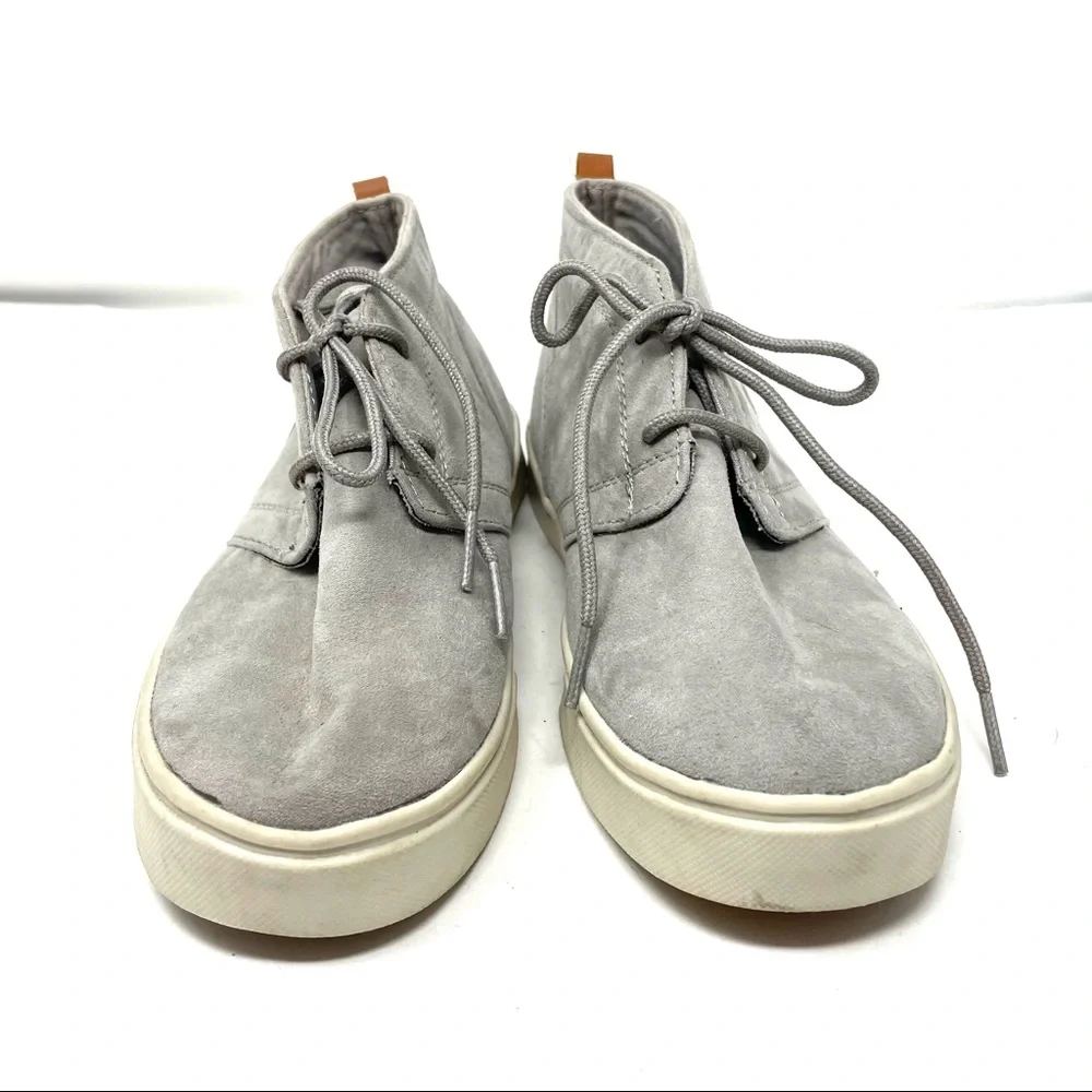 CAT & JACK size 5 faux suede moccasin-style shoes, NWOT